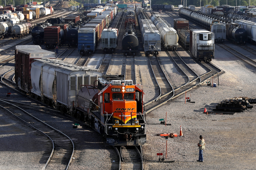 BNSF train engineers offered paid sick time and better schedules in new
